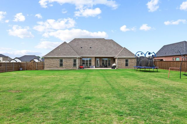 112 Chisolm Trail, Pottsboro, TX 75076