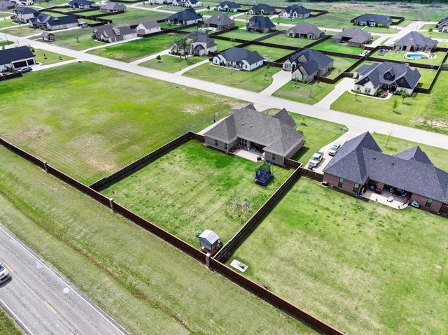 112 Chisolm Trail, Pottsboro, TX 75076