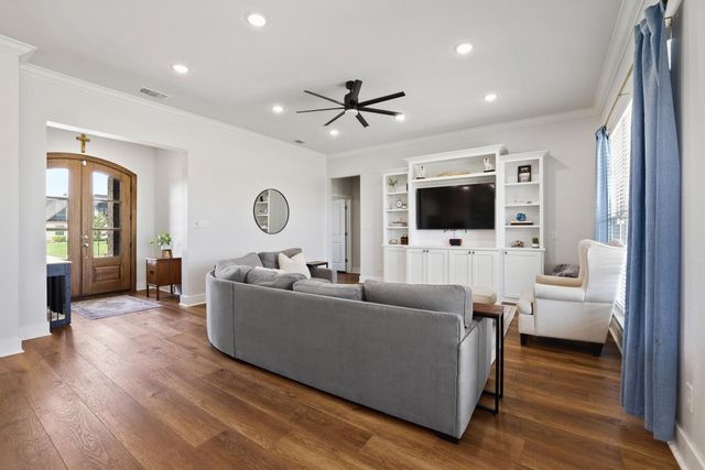 112 Chisolm Trail, Pottsboro, TX 75076