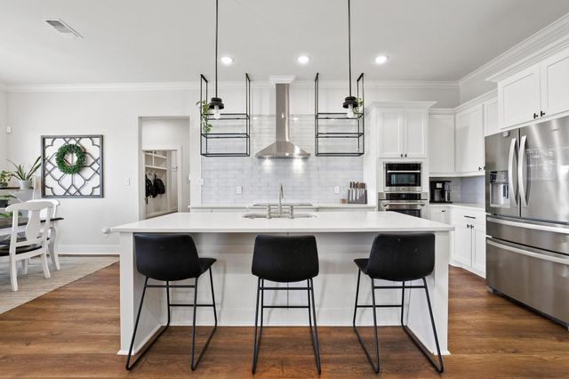 112 Chisolm Trail, Pottsboro, TX 75076