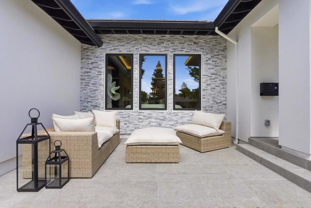 640 Fairmede Avenue, Palo Alto, CA 94306