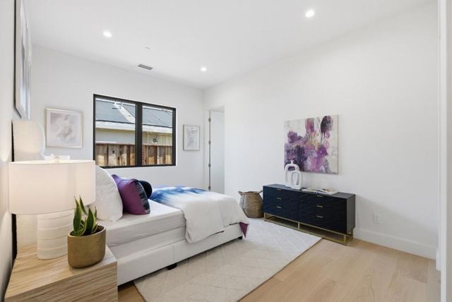 640 Fairmede Avenue, Palo Alto, CA 94306