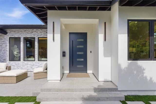 640 Fairmede Avenue, Palo Alto, CA 94306