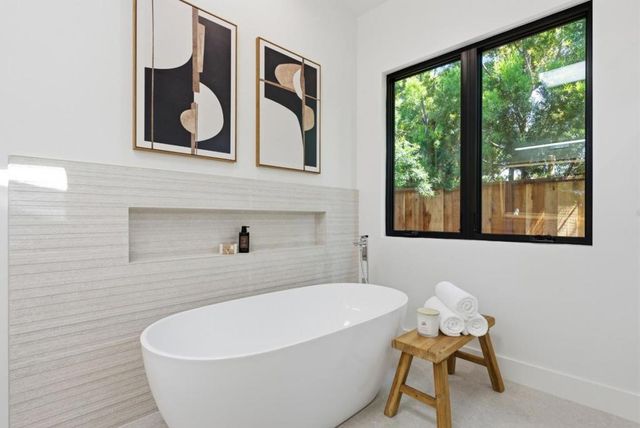 640 Fairmede Avenue, Palo Alto, CA 94306