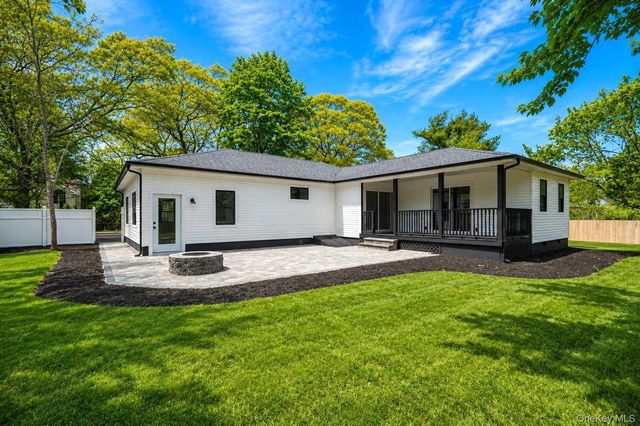 329 Railroad Avenue, Center Moriches, NY 11934