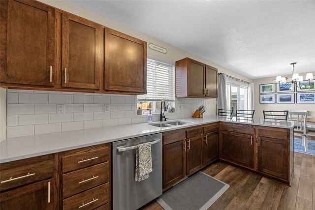 2905 31st Street, Marion, IA 52302