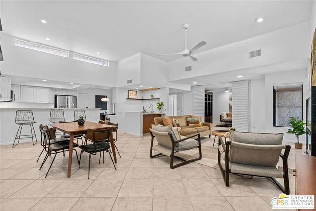 1561 S Cerritos Drive, Palm Springs, CA 92264