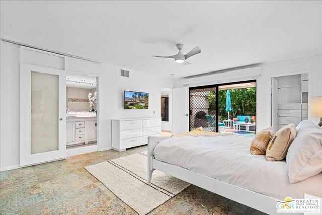 1561 S Cerritos Drive, Palm Springs, CA 92264