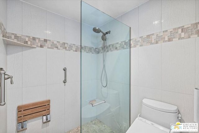 1561 S Cerritos Drive, Palm Springs, CA 92264