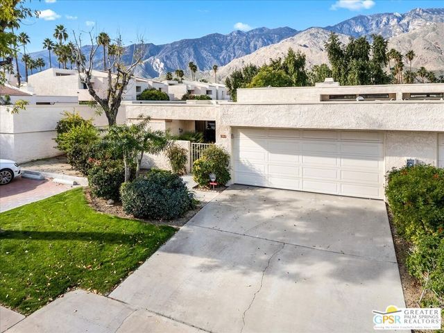 1561 S Cerritos Drive, Palm Springs, CA 92264