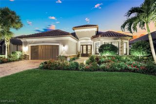 9223 Rialto LN, Naples, FL 34119