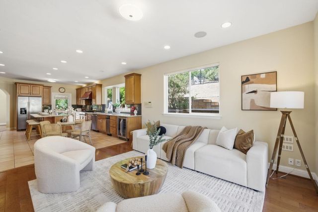 2075 Mantelli Drive, Gilroy, CA 95020