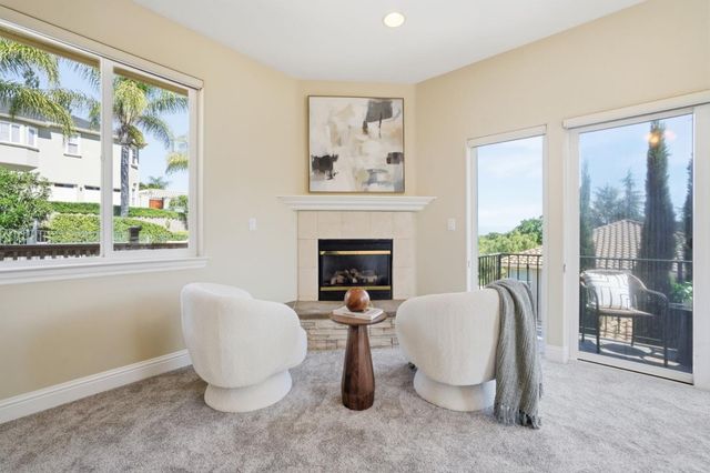 2075 Mantelli Drive, Gilroy, CA 95020