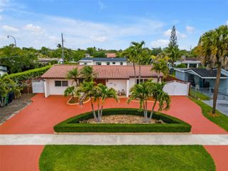 9625 SW 47th St, Miami, FL 33165