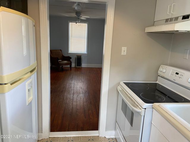 1651 GLENDALE Street, Jacksonville, FL 32205