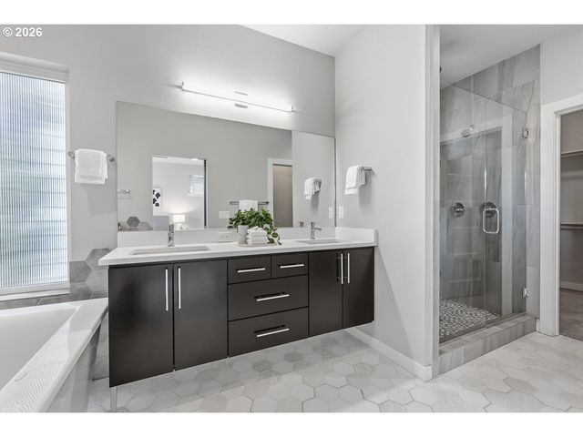 11375 Sw BARBER St, Wilsonville, OR 97070