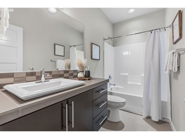 11375 Sw BARBER St, Wilsonville, OR 97070