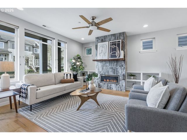 11375 Sw BARBER St, Wilsonville, OR 97070