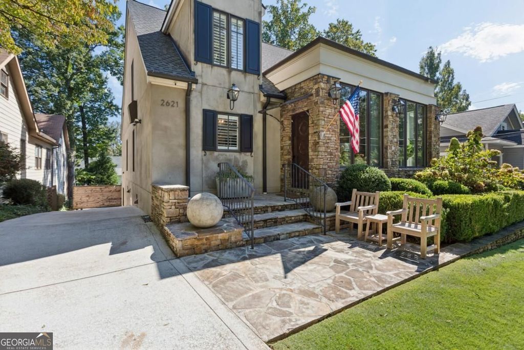 2621 Brookwood Drive NE, Atlanta, GA 30305 — exterior