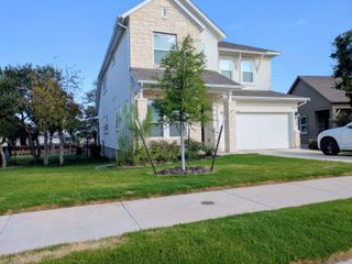 109 Monterey Oak TRL, Georgetown, TX 78628