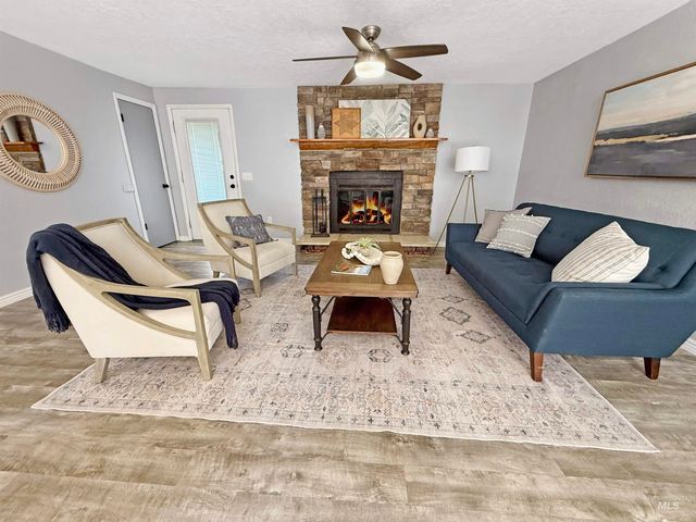 212 Shoshone Ave, Nampa, ID 83651