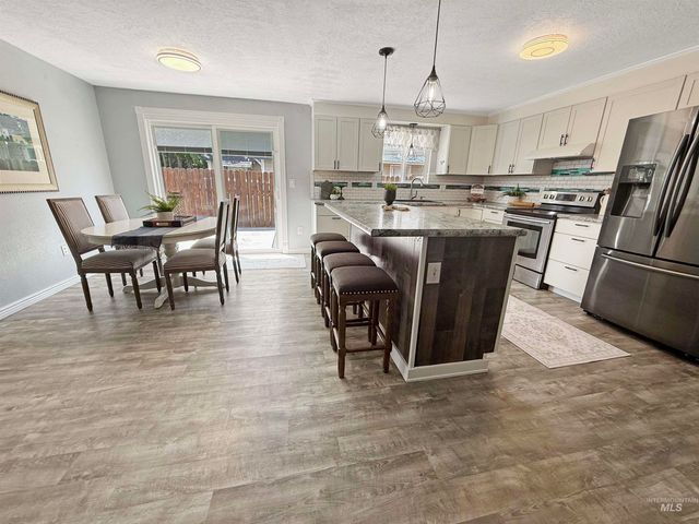 212 Shoshone Ave, Nampa, ID 83651