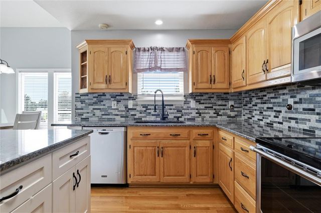 27520 Normandy Road, Louisburg, KS 66053