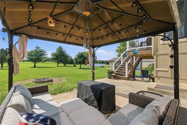 27520 Normandy Road, Louisburg, KS 66053