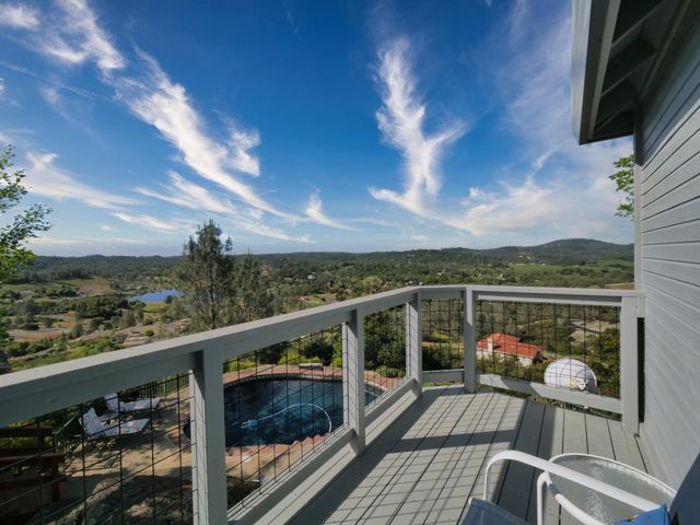 2405 Greensboro Rd, Placerville, CA 95667