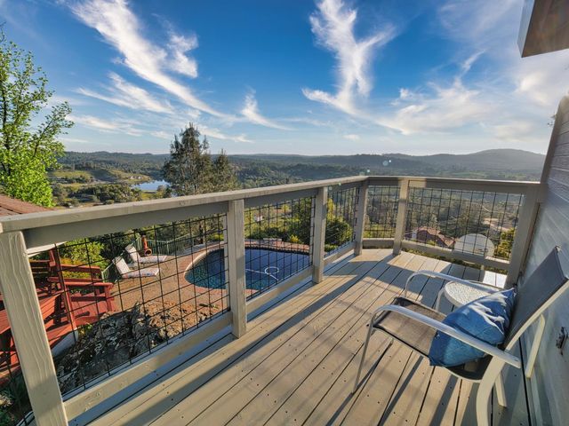 2405 Greensboro Rd, Placerville, CA 95667