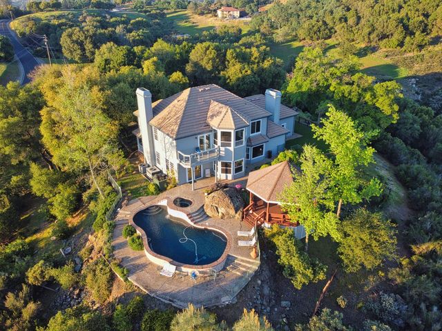 2405 Greensboro Rd, Placerville, CA 95667