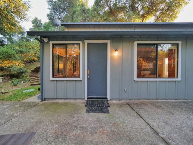 2405 Greensboro Rd, Placerville, CA 95667