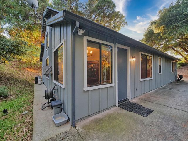 2405 Greensboro Rd, Placerville, CA 95667