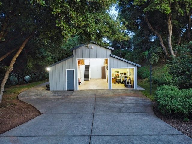 2405 Greensboro Rd, Placerville, CA 95667