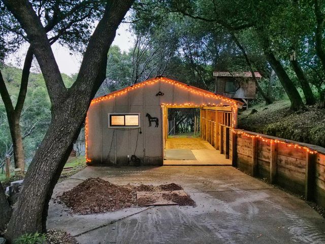 2405 Greensboro Rd, Placerville, CA 95667