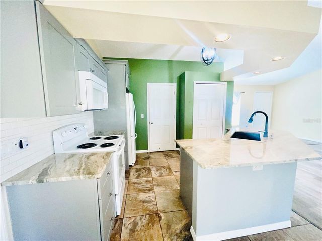 119 PINE GROVE DRIVE, Palm Coast, FL 32164