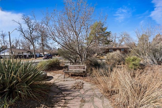 7028 Otis Court, Arvada, CO 80003