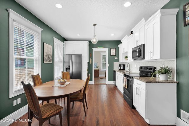 414 E 3RD Street, Jacksonville, FL 32206