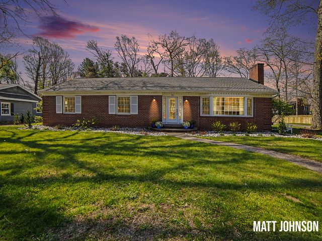 211 Country Club Road, Whitehall City, MI 49461