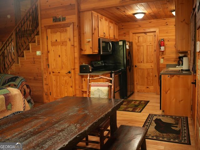 369 Myrna Branch Road, Helen, GA 30545