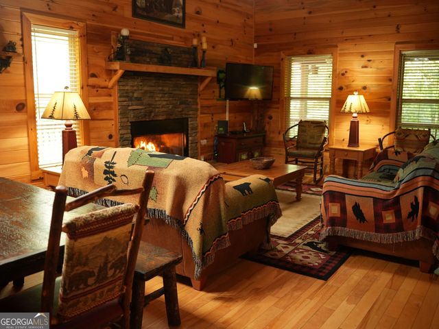 369 Myrna Branch Road, Helen, GA 30545