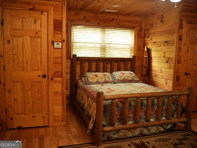 369 Myrna Branch Road, Helen, GA 30545
