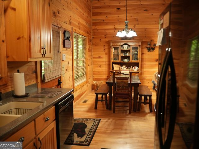 369 Myrna Branch Road, Helen, GA 30545