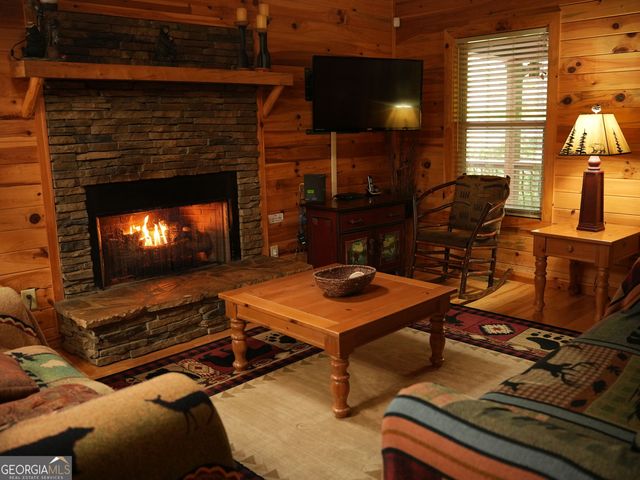 369 Myrna Branch Road, Helen, GA 30545