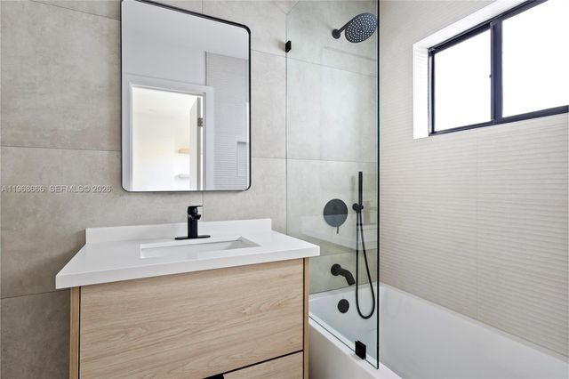 1618 SW 18th St 1, Miami, FL 33145