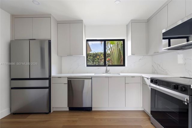 1618 SW 18th St 1, Miami, FL 33145