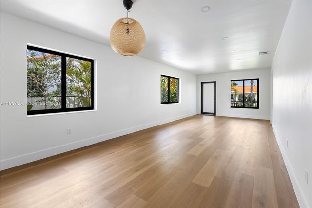 1618 SW 18th St 1, Miami, FL 33145