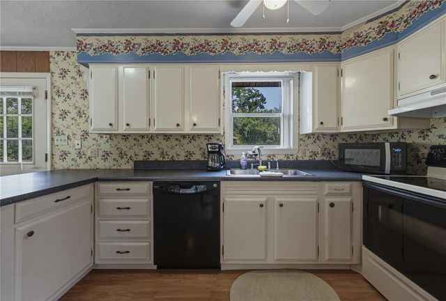 33065 CEDONIA ROAD, Dade City, FL 33523