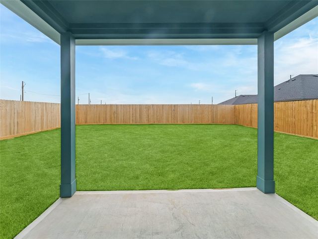 25696 John Wayne Road, Splendora, TX 77372