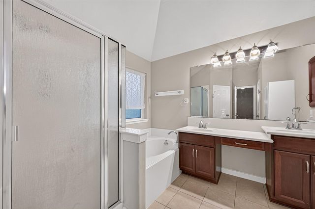 2014 Foxgate Drive, Rosenberg, TX 77471